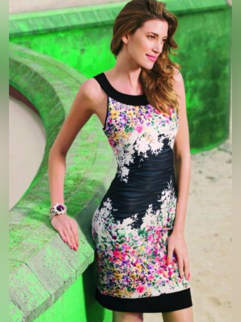 Like new Joseph Ribkoff Floral Print Sleeveless Black Sheath Dress Size 8